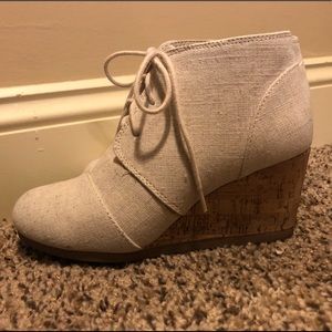 Women’s bootie wedges